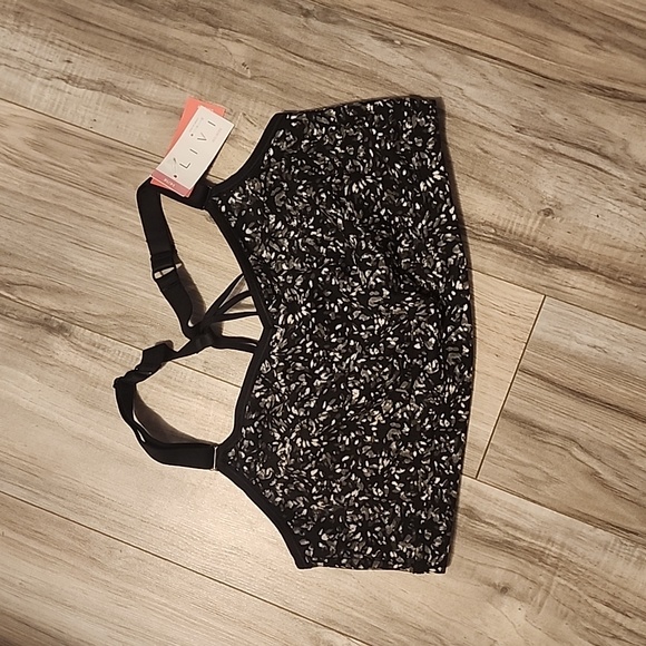 Livi Active Other - Sports Bra
